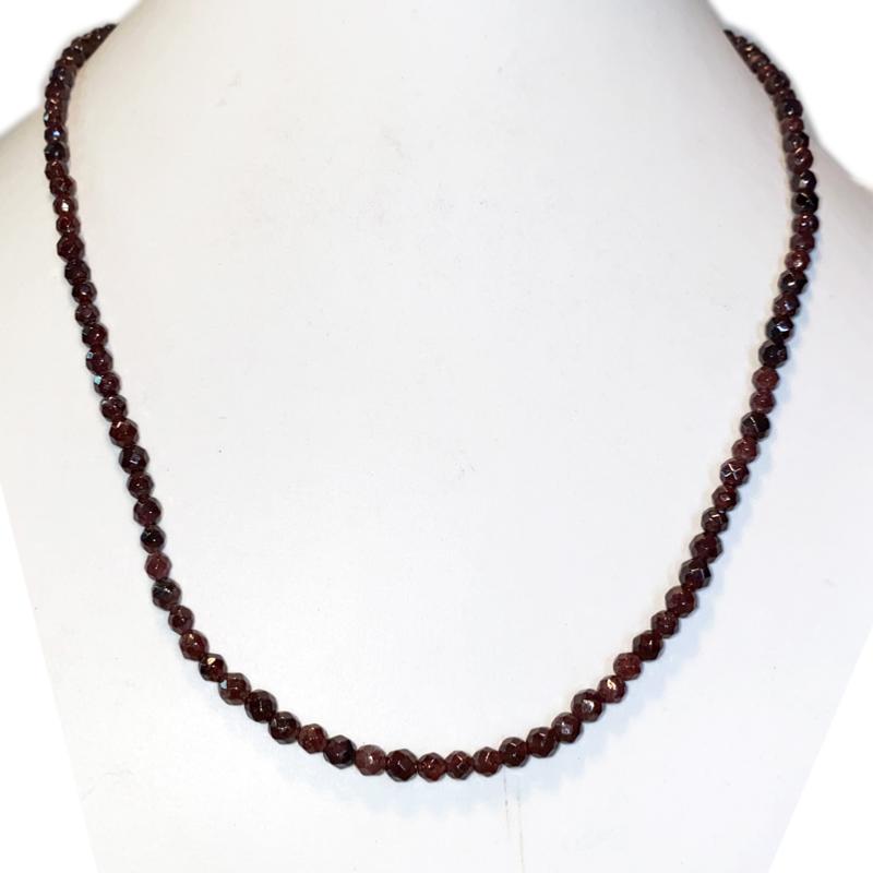 Collier grenat Inde AA (perles facettées 3-4mm) - 45cm