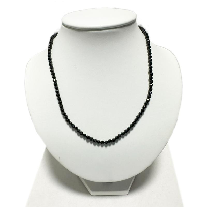 Collier spinelle noire Thaïlande AA (perles facettées 3-4mm) - 45cm