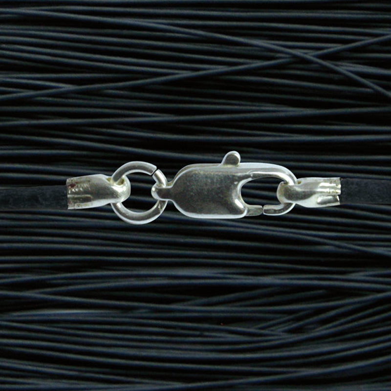 Cordón de cuero negro de 1 mm con fijación de acero.