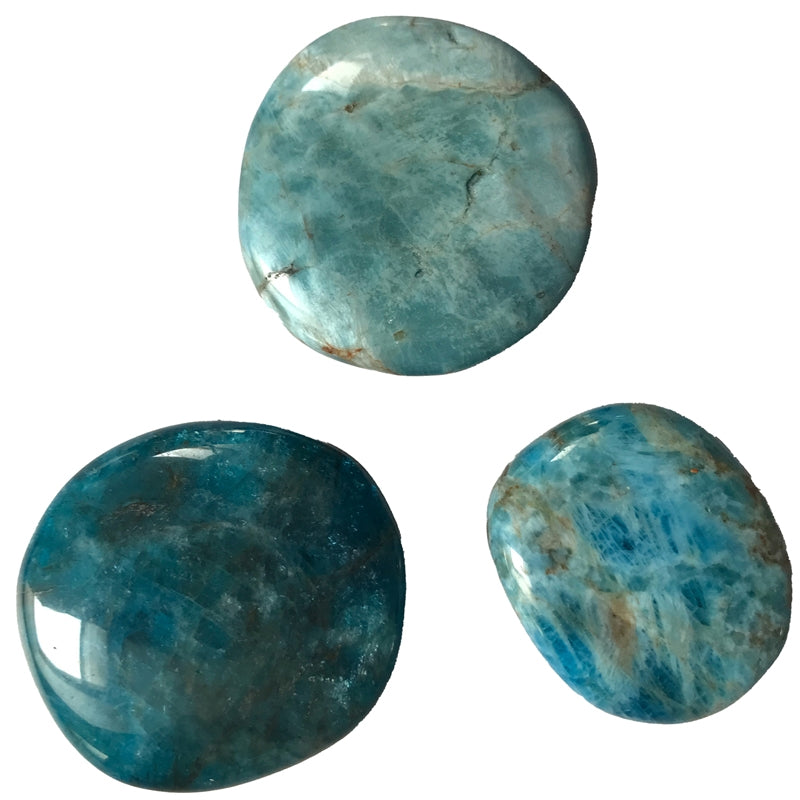 Galet apatite bleue Madagascar A+