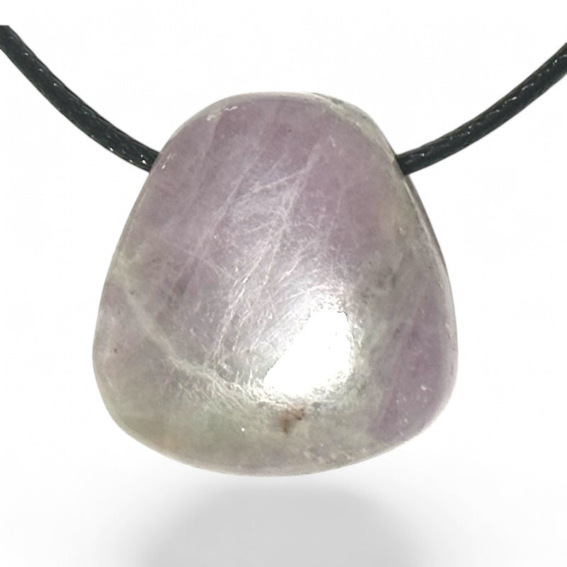 Pendentif kunzite Brésil A (pierre trouée) + cordon