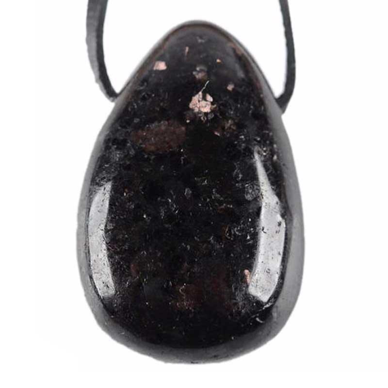 Pendentif astrophyllite  Norvège A (pierre trouée) + cordon 