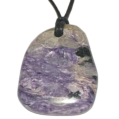 Pendentif charoite Russie AA (pierre plate) + cordon 