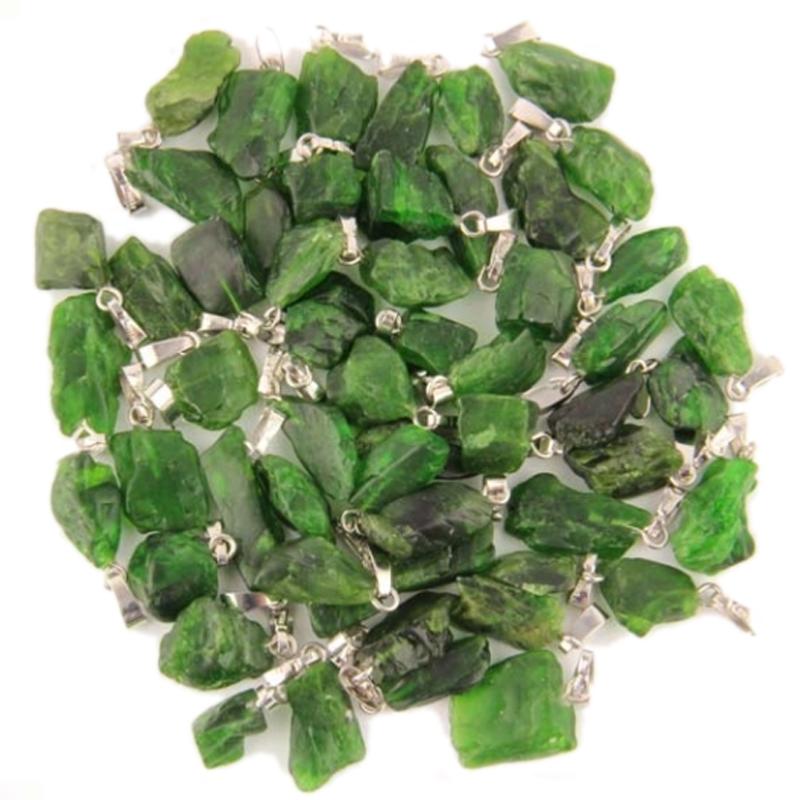 Pendentif diopside chrome Brésil A brute boucle argent 925