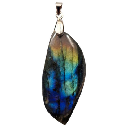 Pendentif labradorite multicolore Madagascar A forme libre 