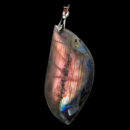 Pendentif labradorite rose orangée Madagascar A forme libre 