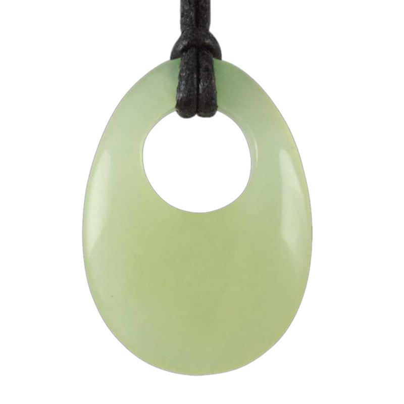 Pendentif &quot;GoGo&quot; jade vert de Chine + cordon