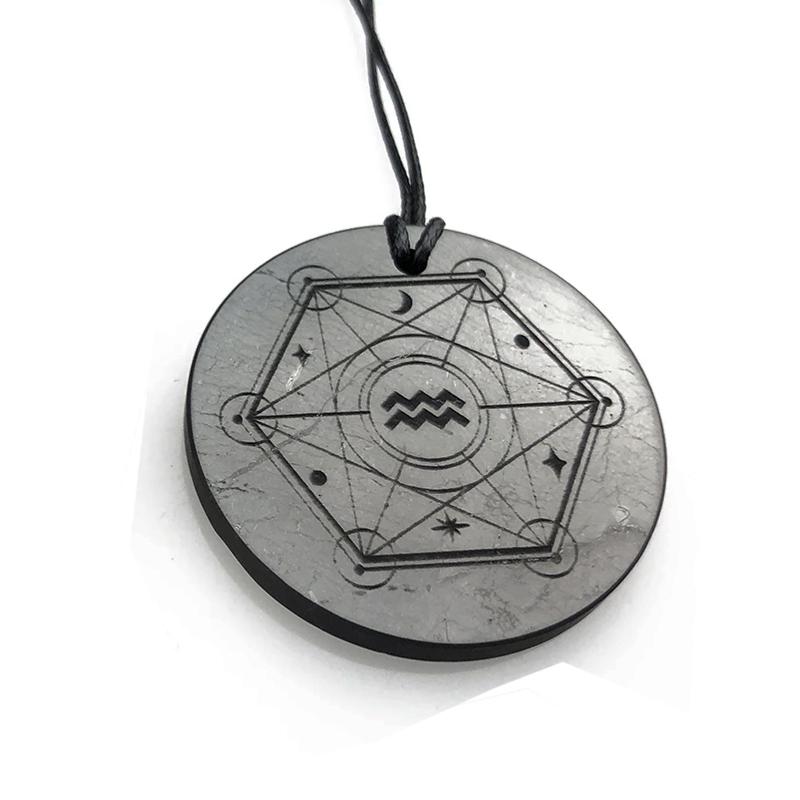 Pendentif shungite signe du zodiaque &quot;Verseau&quot;