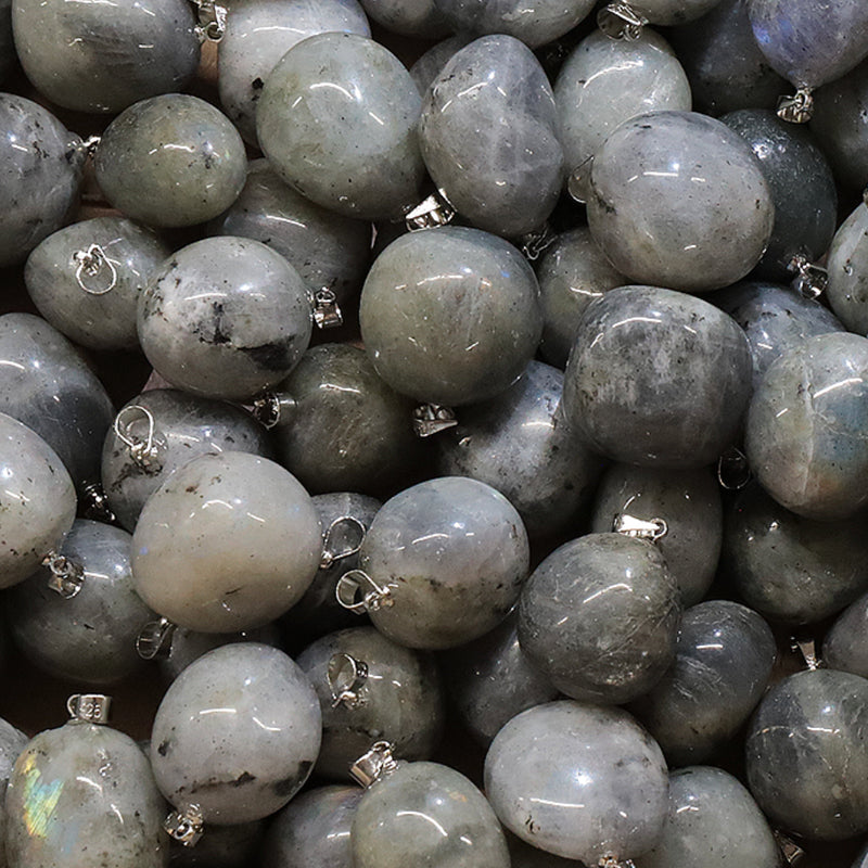 Pendentif labradorite Madagascar A (pierre roulée)